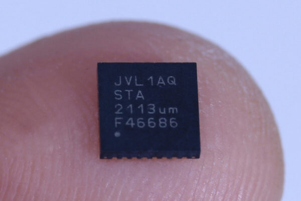 Backscatter chip cuts wireless power by 100x