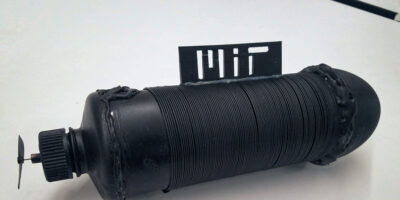 World’s longest fibre battery powers LiFi system