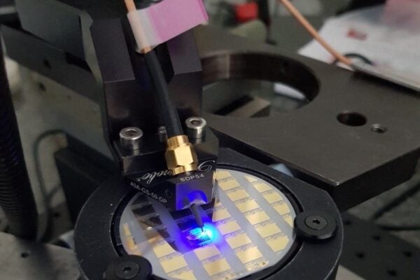 GaN blue micro-LED breaks LiFi throughput record at 7.7Gbps