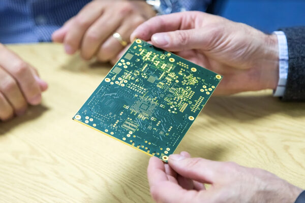 PCB design software offered to help create engineering university