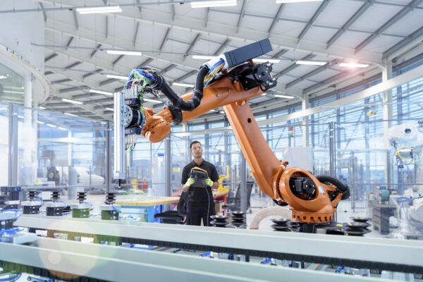 Improving uptime in industrial robotic systems