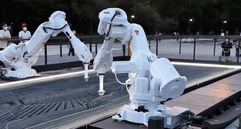 UK artist takes industrial robots to Tokyo – video
