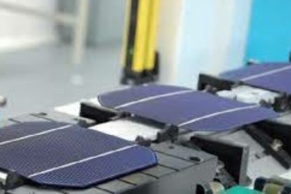 Large area solar panels see 24% record efficiency