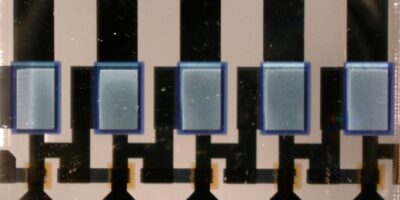 Premiers transistors organiques verticaux fonctionnant au delà du GHz